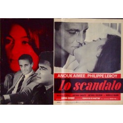 Scandalo (fotobusta set of 8)