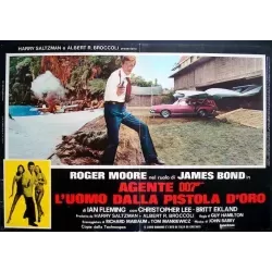 James Bond The Man With The Golden Gun Italian fotobusta movie poster - illustraction Gallery