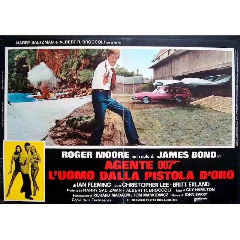 James Bond The Man With The Golden Gun Italian fotobusta movie poster - illustraction Gallery