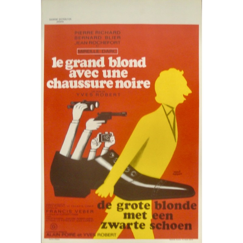 Grand blond avec une chaussure noire (Belgian)