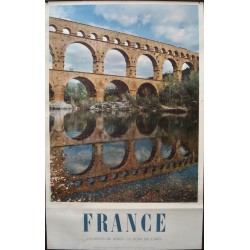 France: Nimes le pont du Gard (1954)