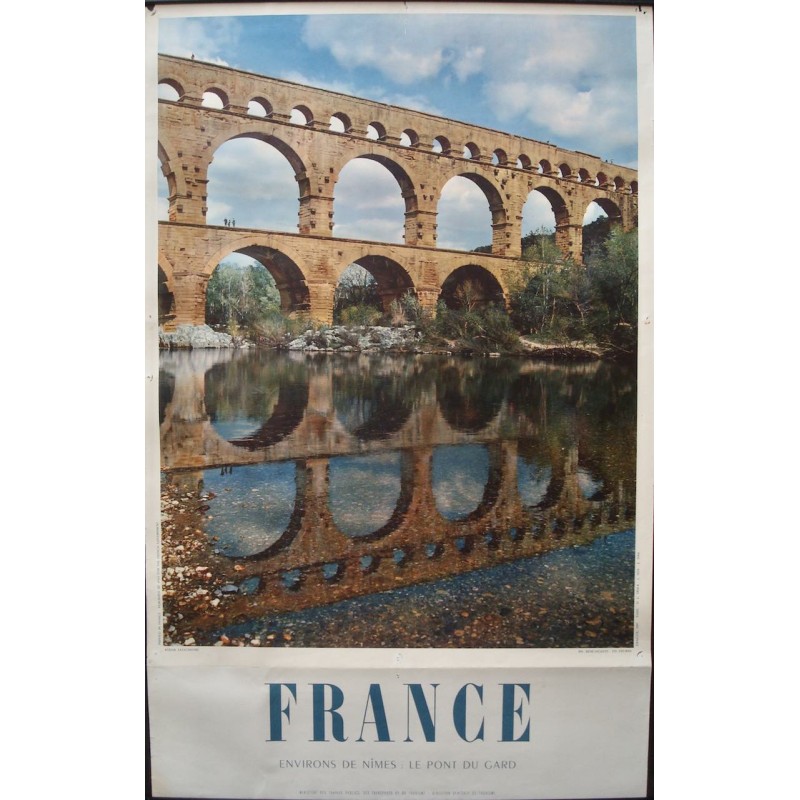 France: Nimes le pont du Gard (1954)