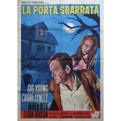 Shuttered Room (Italian 2F)